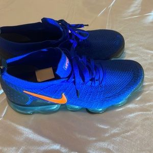 Men’s Nike by Vapormax size: 9.5 excellent condition